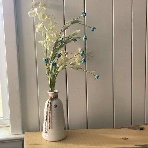 JUST IN Farmhouse Vase Home Office Decor Rustic Accent White Tan Ceramic Neutral - Picture 5 of 9